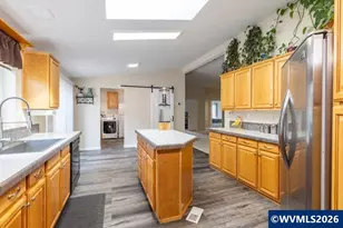32777 Berlin Rd, Lebanon, OR 97355 - Photo 9