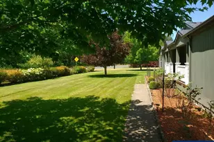 32777 Berlin Rd, Lebanon, OR 97355 - Photo 3