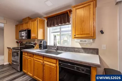 32777 Berlin Rd, Lebanon, OR 97355 - Photo 7