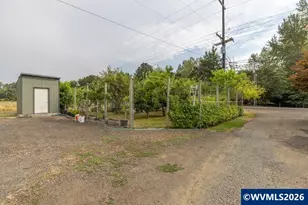 32777 Berlin Rd, Lebanon, OR 97355 - Photo 39