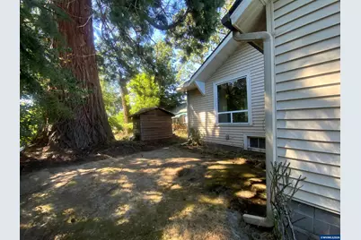 1932 Chemeketa St NE, Salem, OR 97302 - Photo 39