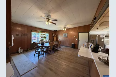 475 W Carolina St, Lebanon, OR 97355 - Photo 15