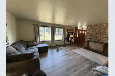 475 W Carolina St, Lebanon, OR 97355 - Photo 7