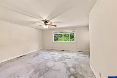 30875 S 5th St, Lebanon, OR 97355 - Photo 21