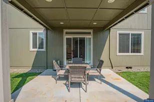 516 Churchill Downs St SE, Albany, OR 97322 - Photo 3
