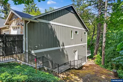 734 Cascade Dr NW, Salem, OR 97304 - Photo 47