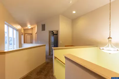 374 NW 25th St, Redmond, OR 97756 - Photo 21