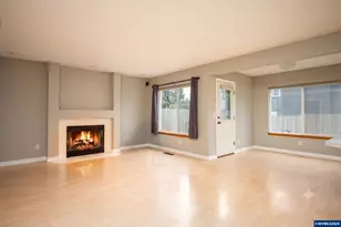 16033 SE Mary Ann Ln, Milwaukie, OR 97267 - Photo 5