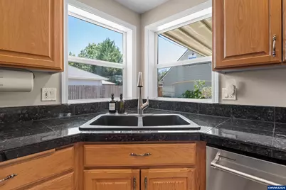 2690 NW 19th St, Albany, OR 97321 - Photo 11