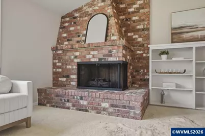 950 Edgewood Dr NW, Albany, OR 97321 - Photo 17