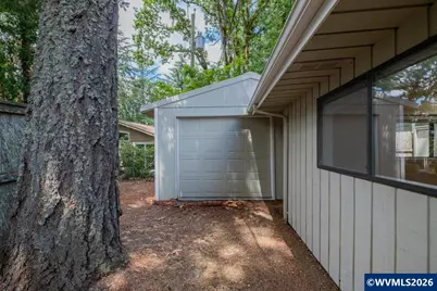950 Edgewood Dr NW, Albany, OR 97321 - Photo 49