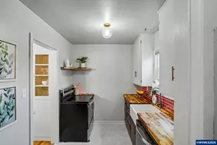 1090 14th Av SW, Albany, OR 97321 - Photo 15