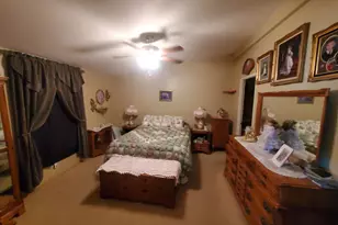 652 Royalty Cir NE, Salem, OR 97301 - Photo 9