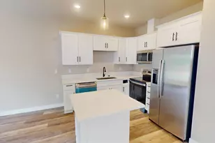 196 Gwinn Street E, Monmouth, OR 97361 - Photo 11