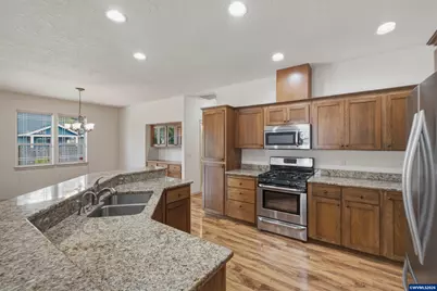 6087 Rolletti Dr SE, Salem, OR 97306 - Photo 17