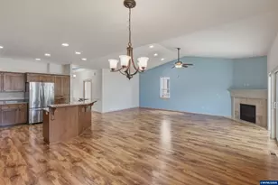 6087 Rolletti Dr SE, Salem, OR 97306 - Photo 13