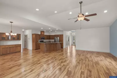 6087 Rolletti Dr SE, Salem, OR 97306 - Photo 9