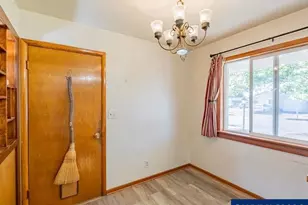 1051 24th Av SE, Albany, OR 97322 - Photo 11