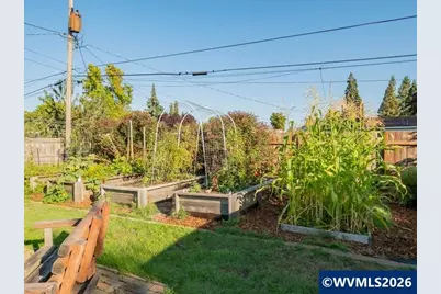 1051 24th Av SE, Albany, OR 97322 - Photo 27