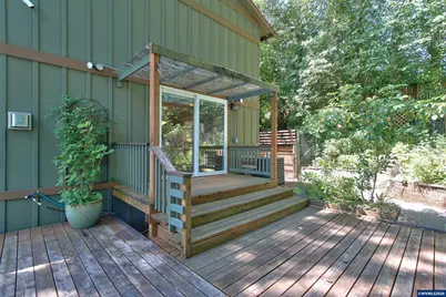 957 SW Fellows St, McMinnville, OR 97128 - Photo 7