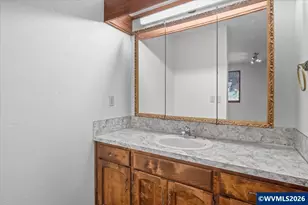 2850 Cascade Dr, Lebanon, OR 97355 - Photo 33