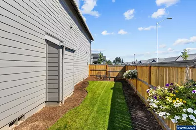 4882 Flight Av NE, Salem, OR 97305 - Photo 35