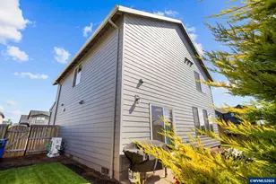 4882 Flight Ave NE, Salem, OR 97305 - Photo 37