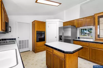 1221 47th Av, Sweet Home, OR 97386 - Photo 17