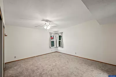 2120 Robins  #111 Ln SE, Salem, OR 97306 - Photo 27