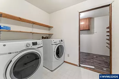 12101 Fargo Rd NE, Aurora, OR 97002 - Photo 9