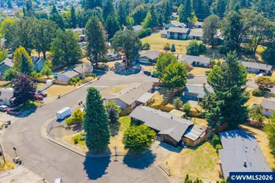 350 W Pine St, Sweet Home, OR 97386 - Photo 33