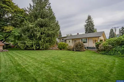 1925 River Rd, Lebanon, OR 97355 - Photo 29