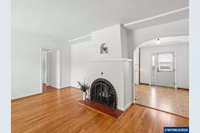 1035 NE Ford St, McMinnville, OR 97128 - Photo 9