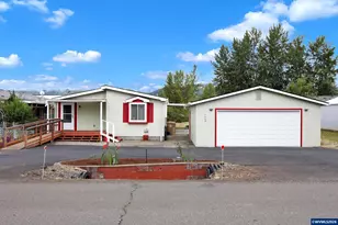 4448 Long St, Sweet Home, OR 97386 - Photo 3