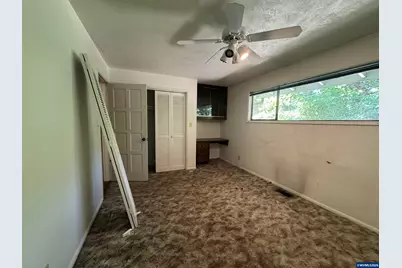 881 Huron Ct SE, Salem, OR 97302 - Photo 29