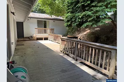 881 Huron Ct SE, Salem, OR 97302 - Photo 19
