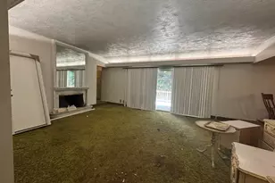 881 Huron Ct SE, Salem, OR 97302 - Photo 9