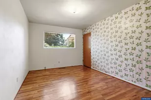 510 E Sherman St, Lebanon, OR 97355 - Photo 27