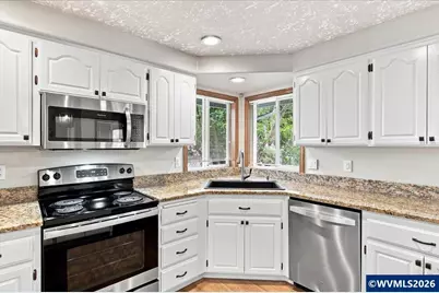 5746 Flairstone Dr SE, Salem, OR 97306 - Photo 7