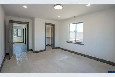 2456 Phillips Wy, Lebanon, OR 97355 - Photo 19