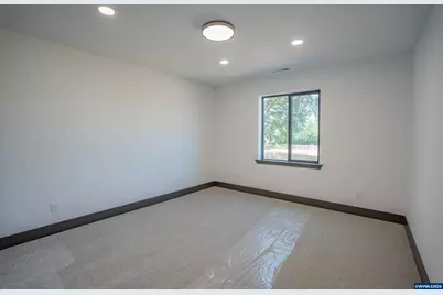 2456 Phillips Wy, Lebanon, OR 97355 - Photo 25