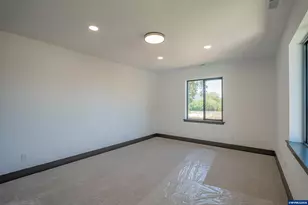 2456 Phillips Wy, Lebanon, OR 97355 - Photo 31