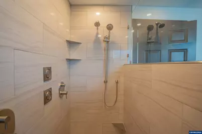 2456 Phillips Wy, Lebanon, OR 97355 - Photo 7