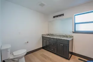 2456 Phillips Wy, Lebanon, OR 97355 - Photo 17