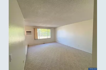 3704 Hill St SE, Albany, OR 97322 - Photo 5