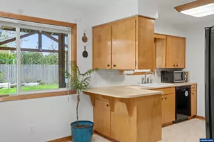 4166 Cranston St SE, Salem, OR 97317 - Photo 5
