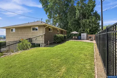 954 Terrace Dr NW, Salem, OR 97304 - Photo 37