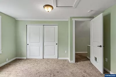 213 Mill St, Silverton, OR 97381 - Photo 27