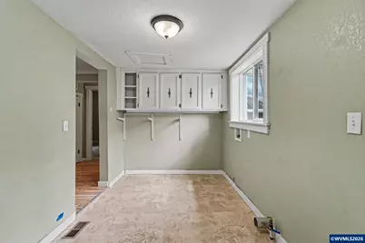 213 Mill St, Silverton, OR 97381 - Photo 23
