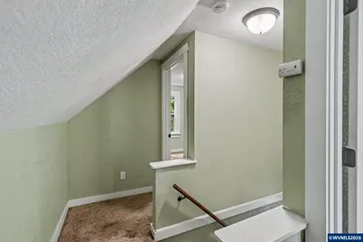 213 Mill St, Silverton, OR 97381 - Photo 25